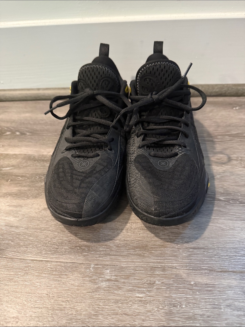 Dlo 1 "The Mentor's Mark" × 1 Men’s 7.5 Dwayne Wade/ Basketball